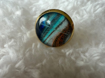 Gold/Earth Tone Stud Earrings