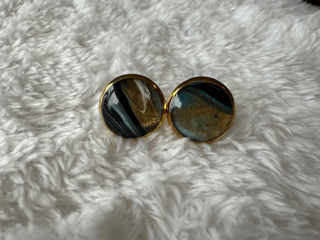 Gold Earth Studs